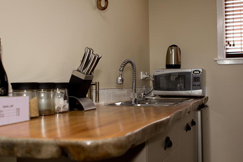 Cambridge Coach House Hotel Room photo